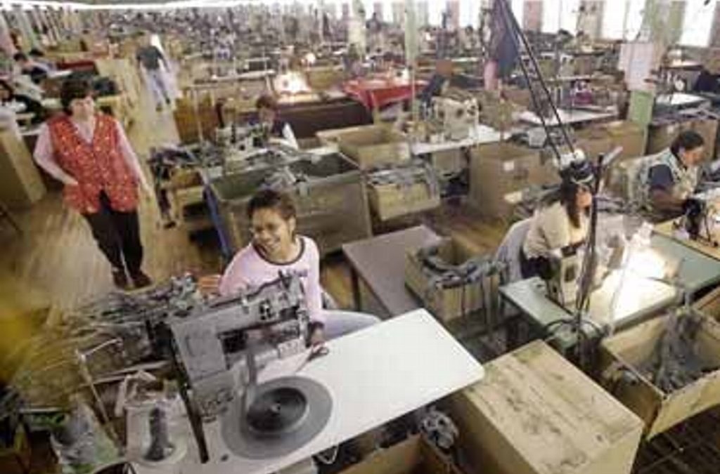 Cae 0.40 puntos Indicador de pedidos manufactureros 2019 con bajas: INEGI