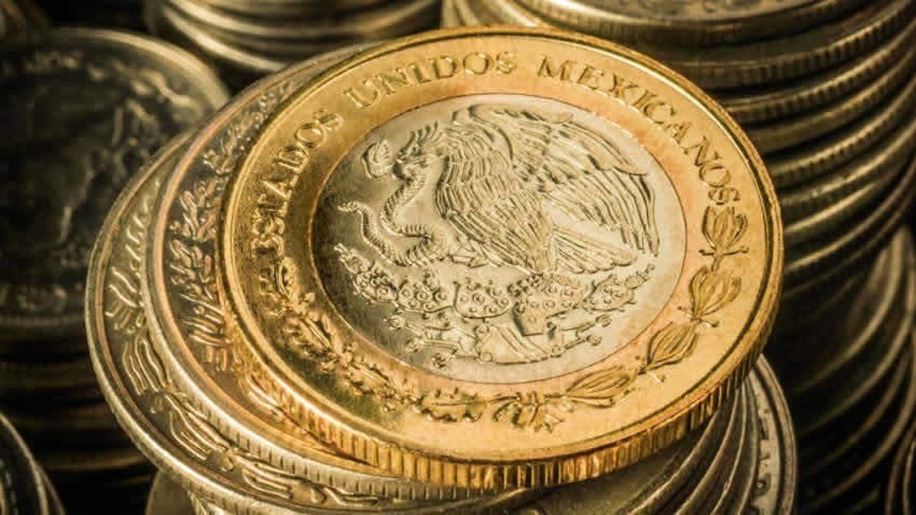 Peso mexicano cierra jornada con ganancia de 0.3%