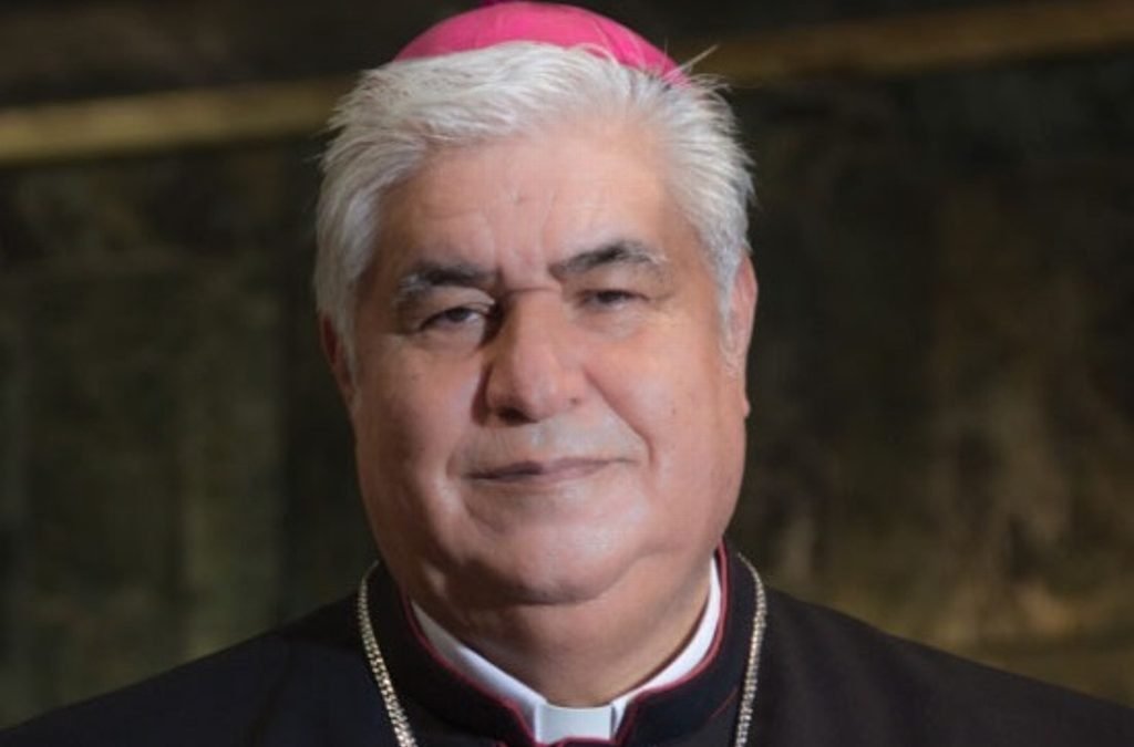 Padres deben estar atentos a lo que niños llevan en mochilas: Episcopado