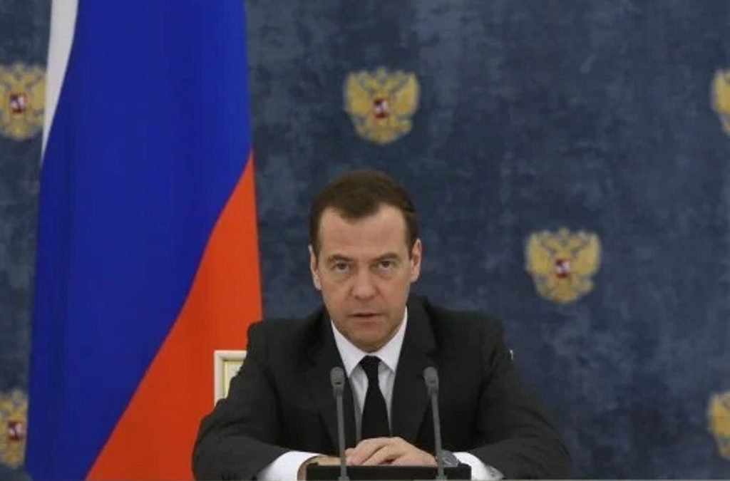Renuncia todo el gabinete de Vladimir Putin, incluido el primer ministro de Rusia