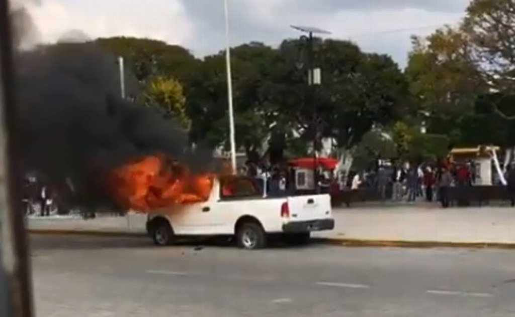 Pobladores intentan tomar presidencia de Amozoc, Puebla; exigen destitución de alcalde