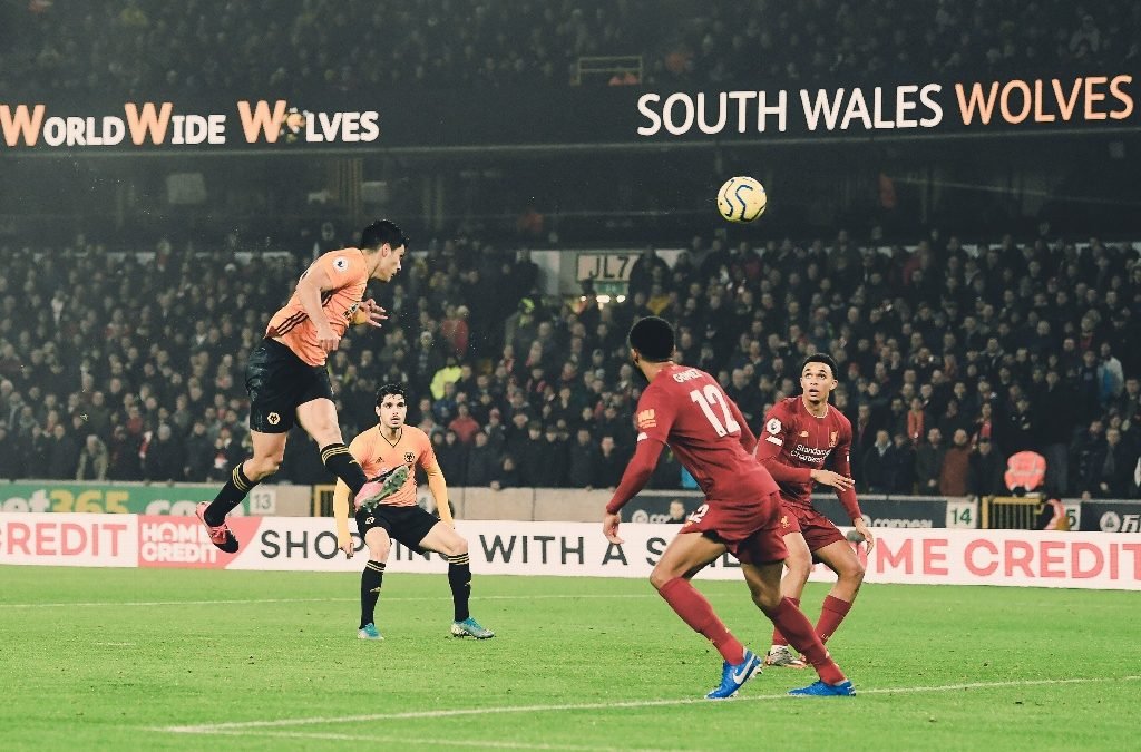 Raúl Jiménez rompe meta invicta del Liverpool