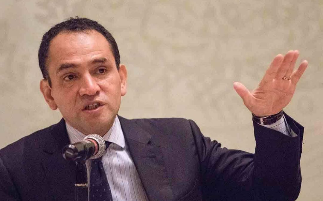 Finanzas públicas resistirán shock petrolero y depreciación: SHyCP