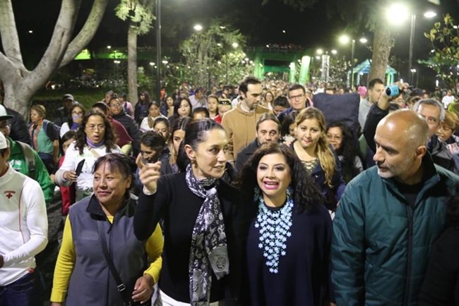 Inaugura Sheinbaum parque lineal en camellón de Periférico Oriente