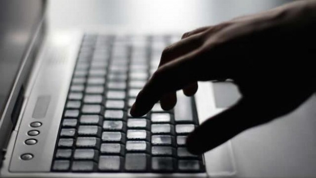 Alertan sobre portal falso de empleos