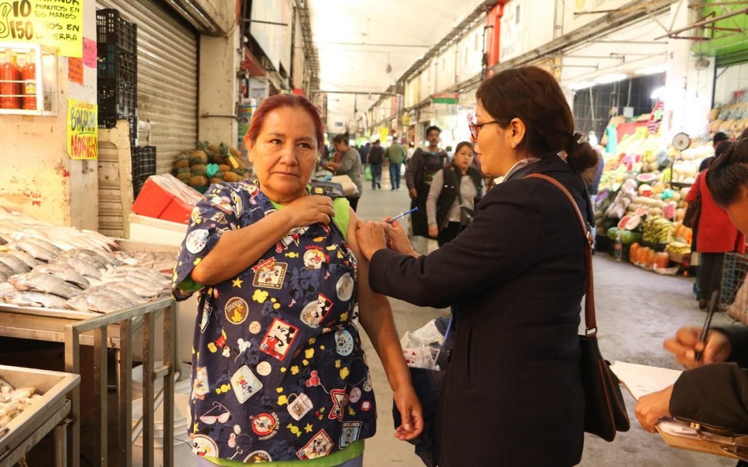 Llega vacunación contra Covid a la estación del Metro Pantitlán