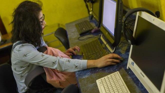 Habitantes de CDMX podrán hacer 30 trámites digitalmente