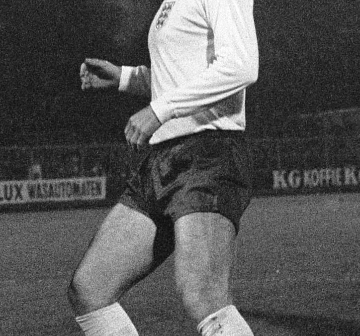 Muere exportero campeón del mundo con Inglaterra