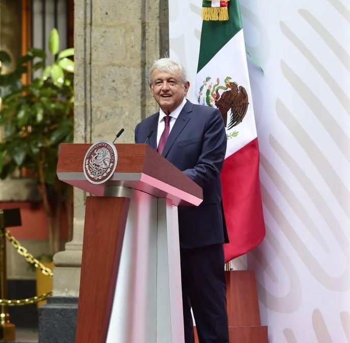«Salderemos adelante, porque son más fuertes las fortalezas»: AMLO