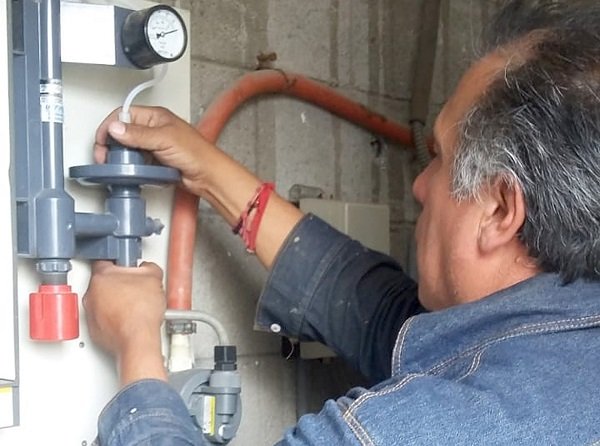 SUPERVISA CAEM CALIDAD DEL AGUA QUE RECIBEN LOS MEXIQUENSES DURANTE LA CONTINGENCIA SANITARIA
