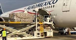 Parte sexto vuelo de Shanghái con insumos médicos para México