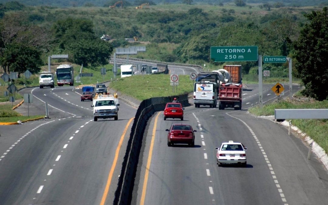 MANTIENEN LIBRE TRÁNSITO EN CARRETERAS DEL EDOMÉX