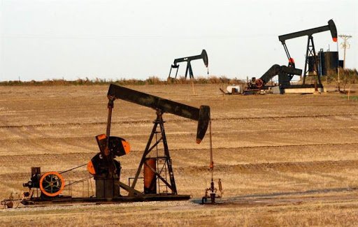 Petróleo WTI cierra en -37,63 dólares por barril, tras registrar una caída de un 305,97%
