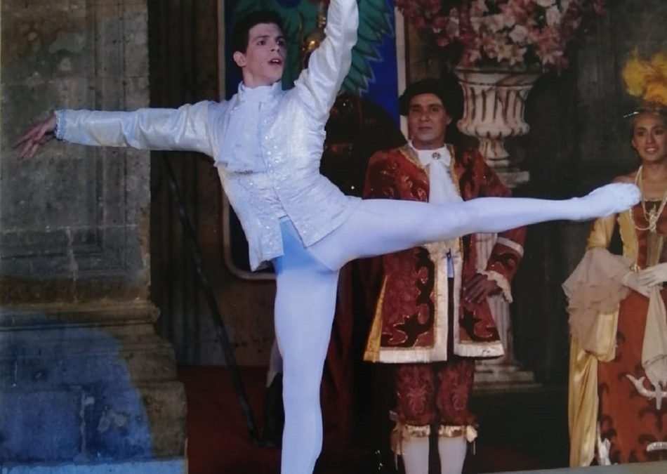 TRANSMITE HAROLD QUINTERO SU EXPERIENCIA A LA COMPAÑÍA DE DANZA DEL EDOMÉX