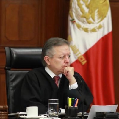 Ministro Zaldívar denuncia a Miranda de Wallace ante FGR