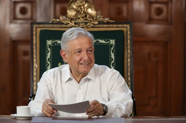 AFIRMA QUE REPRESENTA A MÉXICO CON DECORO