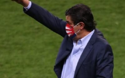 Técnico de Chivas, da positivo a coronavirus