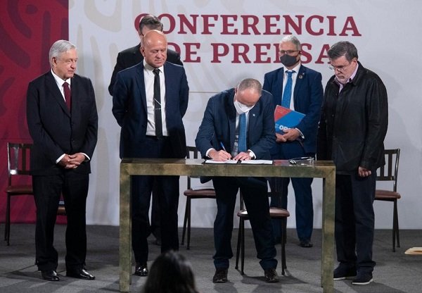 México firma acuerdo con la ONU, para revertir desabasto de medicamentos