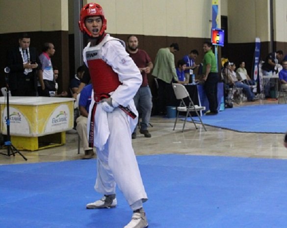 FORJA TAEKWONDO CARÁCTER DE EMMANUEL LARA SOLÍS