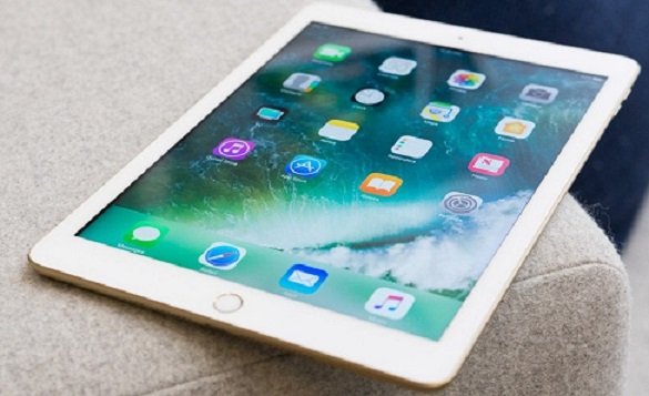 Solicitan senadores panistas al gobierno federal comprar Tablets y que los libros de texto sean descargables gratuitamente