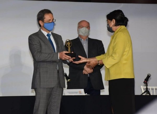 Son maestras y maestros quienes sostienen el esfuerzo para la continuidad de los aprendizajes: EMB