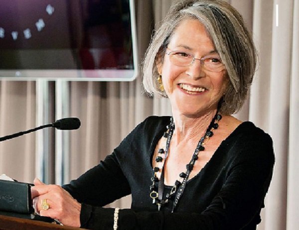 La poeta Louise Glück, gana el Nobel de Literatura