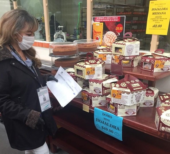 INTENSIFICA COPRISEM VIGILANCIA EN PANADERÍAS POR “DÍA DE MUERTOS”