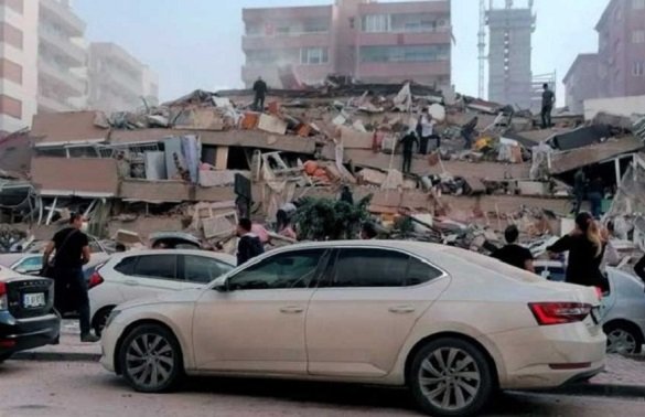 Terremoto en Turquía deja al menos 4 muertos y 120 heridos