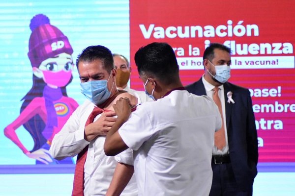 APLICA EL ISSSTE VACUNA CONTRA LA INFLUENZA PARA PROTEGER A LA POBLACIÓN