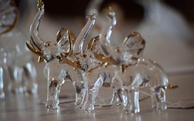 CREAN MEXIQUENSES ARTESANÍAS CON VIDRIO SOPLADO