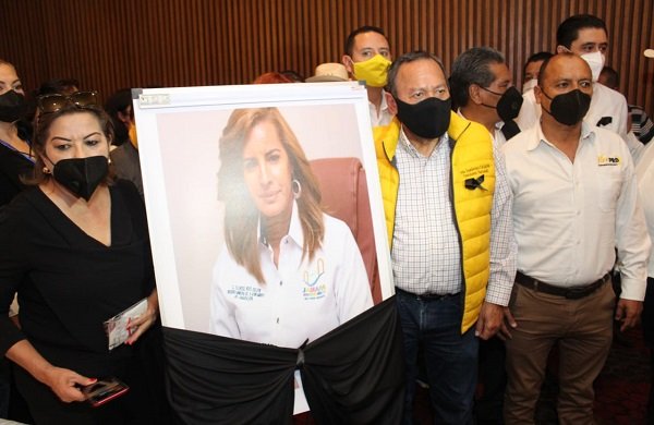 GOBIERNO DE VERACRUZ CÓMPLICE DEL ASESINATO DE LA ALCALDESA FLORISEL RÍOS: JZG