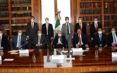 Recibe Gobernación a gobernadores del PRI