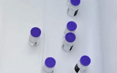 Coronavirus: Vacunas de Pfizer y AztraZeneca, altamente efectivas contra variante india