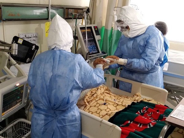 AstraZeneca: coctel de anticuerpos reduce riesgo de covid grave o mortal