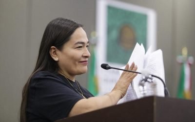 Adoctrinamiento en libros de texto, atenta contra el derecho a la educación: Juárez