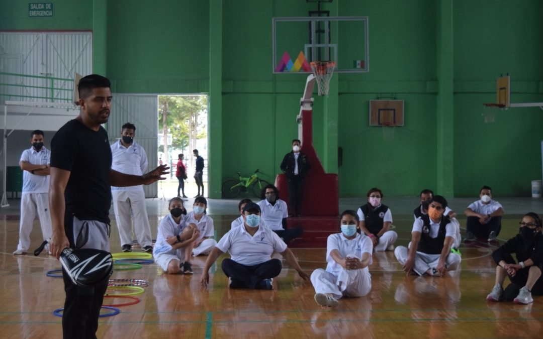 CAPACITAN A ENTRENADORES DE TAEKWONDO DEL ESTADO DE MÉXICO