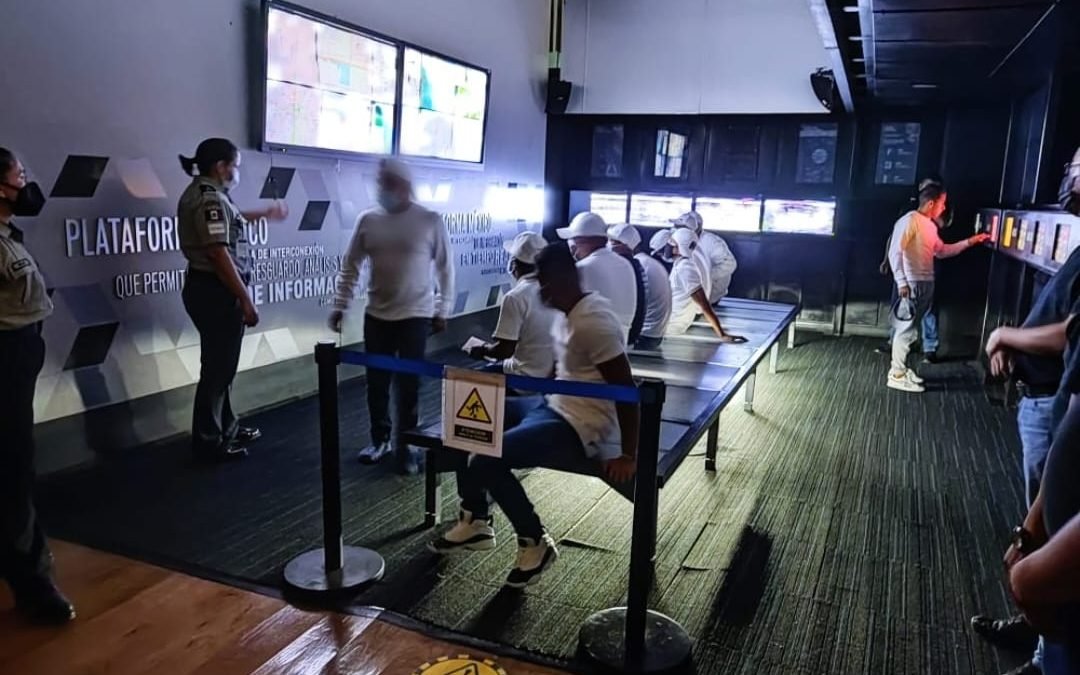 ADOLESCENTES EN CONFLICTO CON LA LEY VISITARON EL MUSEO INTERACTIVO DE LA GUARDIA NACIONAL