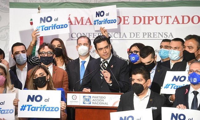 Sostenida por alfileres la alianza parlamentaria del PRD, PAN y PRI en la Cámara de Diputados