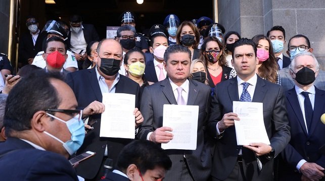 Van en contra de la Revocación de Mandato ante la SCJN
