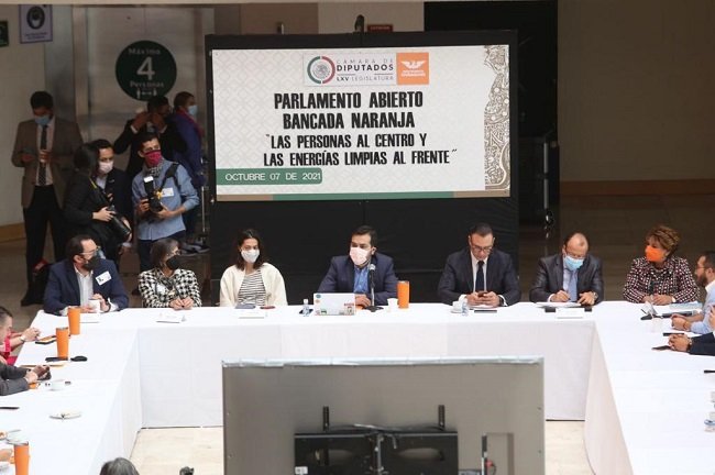 Parlamento Abierto por las energías limpias