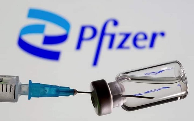 Pfizer dice que dos dosis de su vacuna no son efectivas en niños de 2 a 5 años