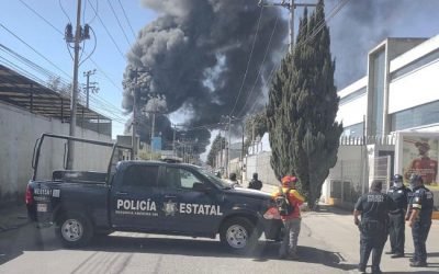CONTROLAN BOMBEROS INCENDIO EN FÁBRICA DE LERMA