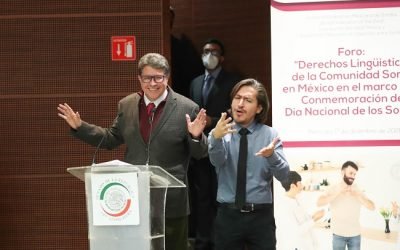 Ricardo Monreal pide a nuevas generaciones prepararse para enfrentar retos del país