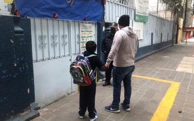 ¿Quién cuida las escuelas durante el receso de clases?