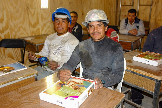 Respalda Partido del Trabajo la reducción de horas laborales en México