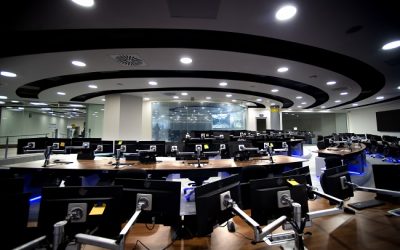 AIFA debe publicar contratos comerciales, incluido el de un desfile de modas