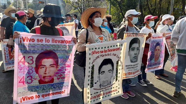 Ayotzinapa y paz, herida abierta para la “señora justicia”
