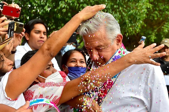 Programas para el Bienestar benefician a más de un millón de personas en Guerrero: AMLO