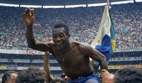 La FIFA rinde homenaje a Pelé: “siempre con nosotros”