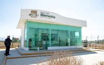 Invita SEP a beneficiarios de becas a concluir trámites para recibir tarjeta del Banco del Bienestar